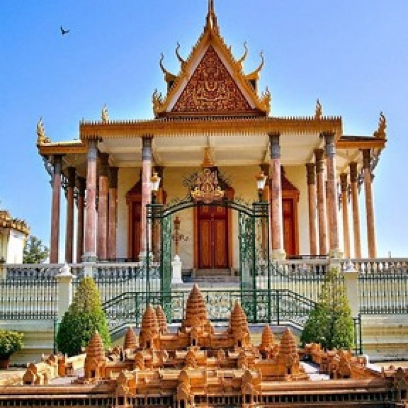 Day 02 - PHNOM PENH (B)